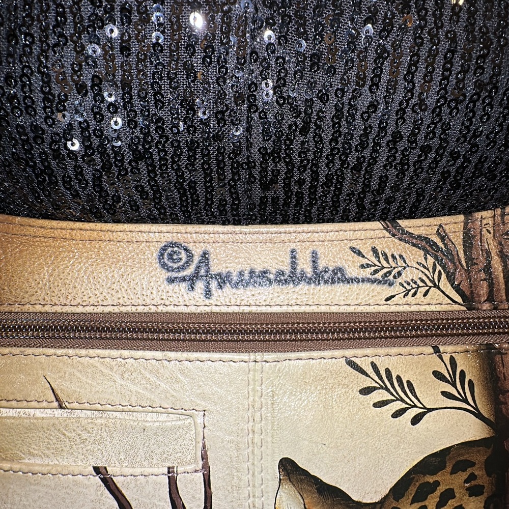 ANUSCHKA AFRICAN LEOPARD HAND PAINTED LEATHER CROSSBODY - Picture 7 of 14